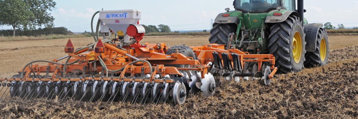 Minimum tillage soil cultivation